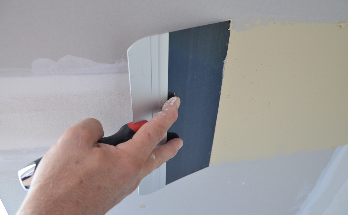 Wallboard Tools Taping Knife Pro-Grip Blue Steel Blade